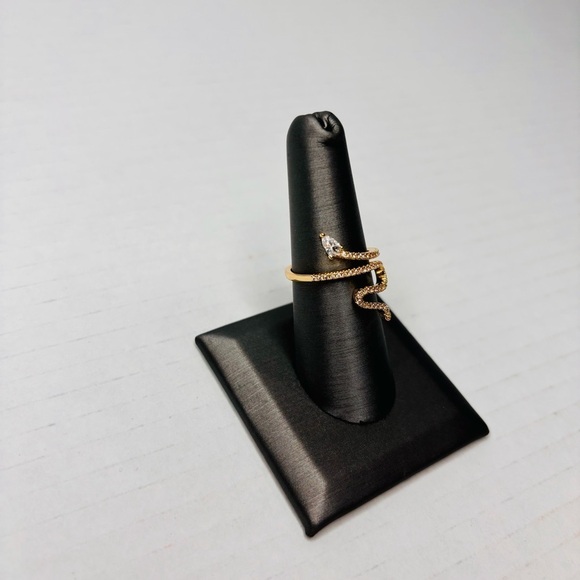 ADORNIA 14K Gold Plated Swarovski Crystal  Accented Winding Snake Ring Size 7 - Picture 3 of 9